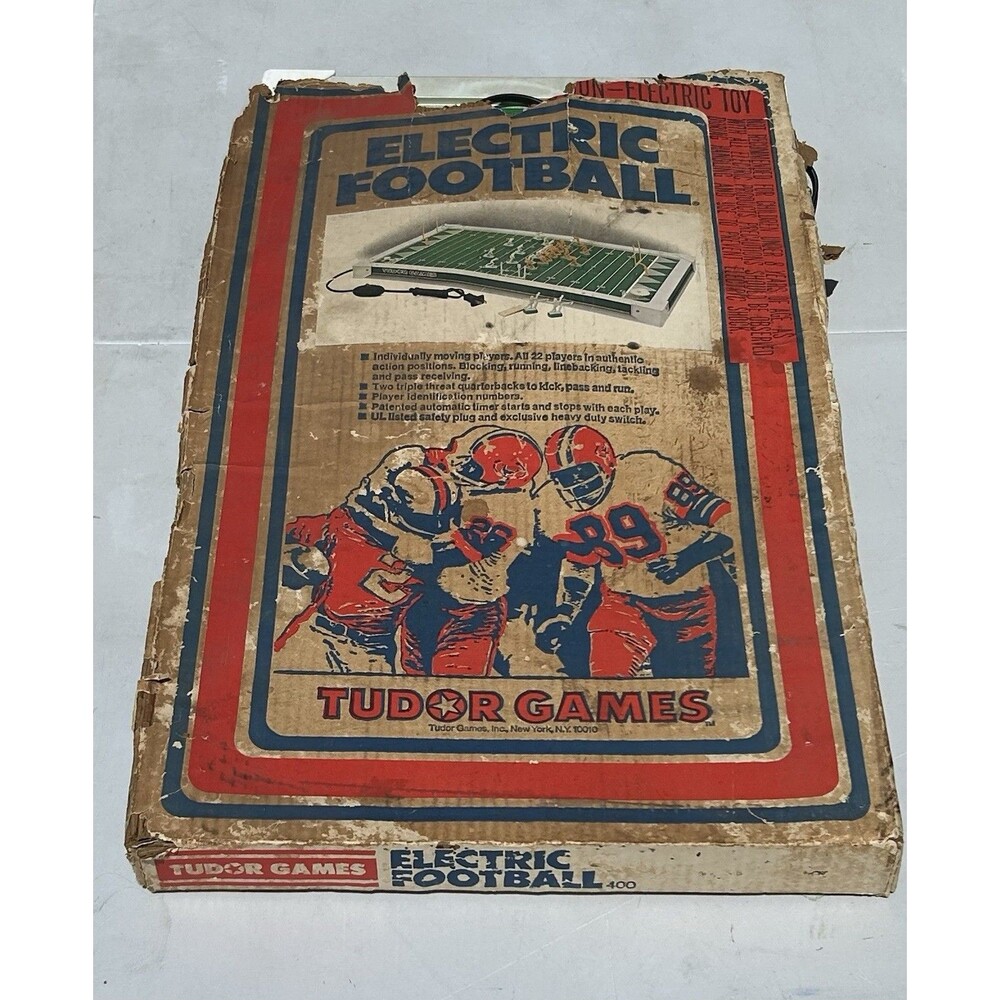 1974 Tudor Electric Football Game Model 104 Working Tested